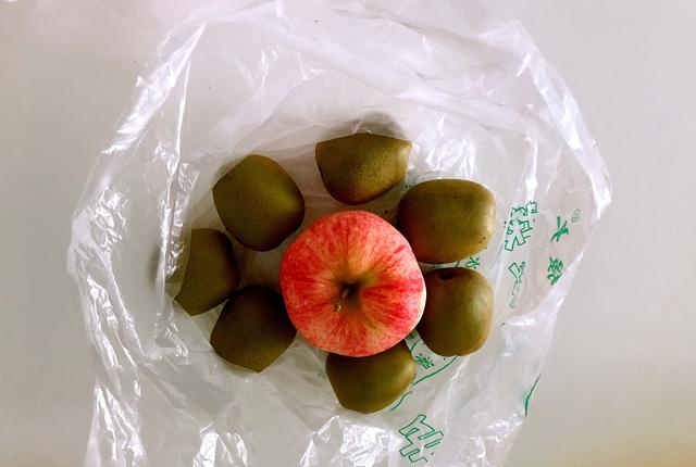 加点苹果和香蕉就能解决的事,你居然等了那么多天休闲区蓝鸢梦想 - Www.slyday.coM 加点苹果和香蕉就能解决的事,你居然等了那么多天休闲区蓝鸢梦想 - Www.slyday.coM