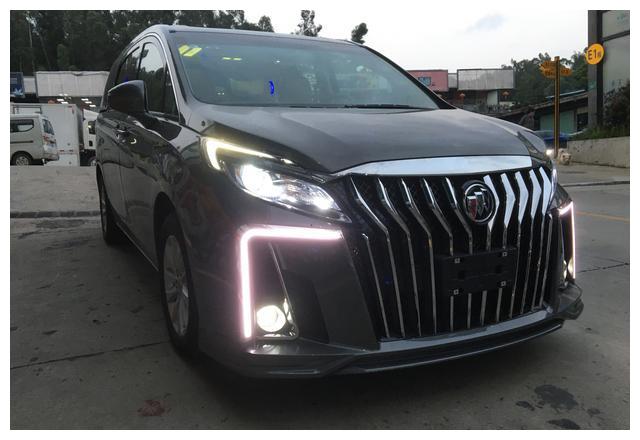 别克gl8改装雅典娜大包围gl8商务车改装打造格调奢华舒适座驾!