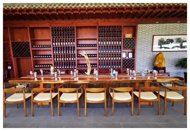 贺兰着力发展葡萄酒产业,打造葡萄酒文化旅游经济产业带