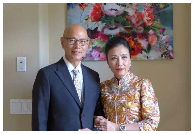 顽强抗癌16年,妻子不离不弃|抗癌|汪明荃|罗家英_新浪新闻