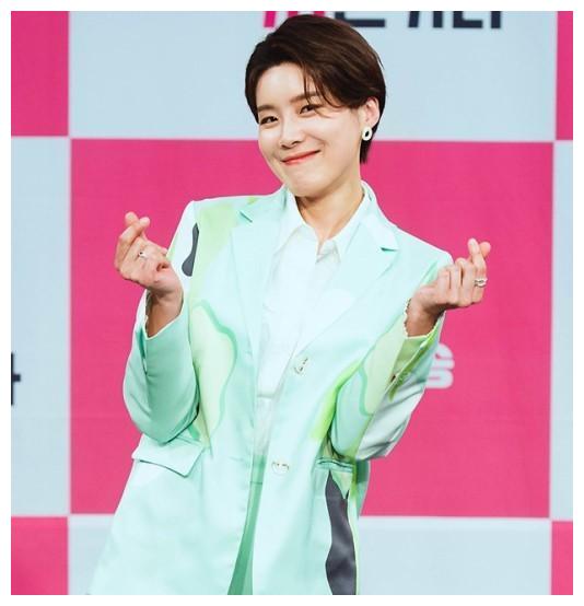 反应富人,sense满分,张度妍确定担任年末演艺大赏mc