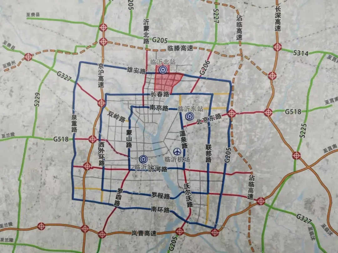 临沂至滕州公路起自长深高速,向西于费县南跨s231,止于滕州市.