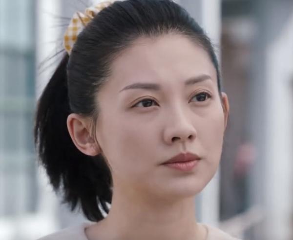 亲爱的孩子们:马藜太美了,别看她人气不高,却是一位年代剧女神__财经