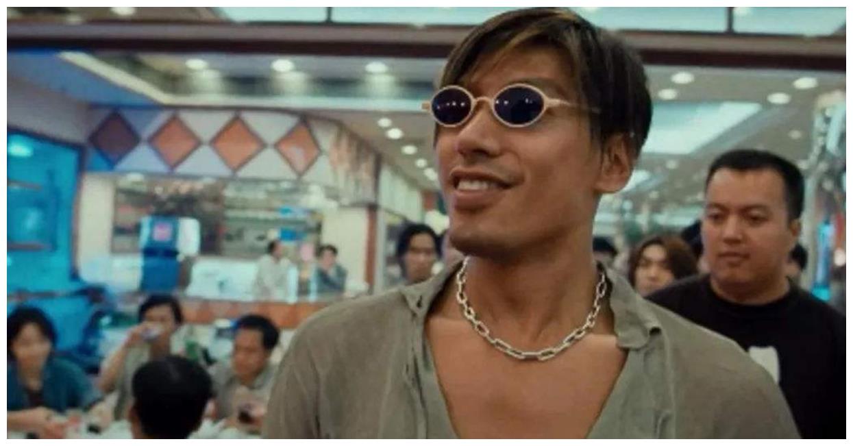 《古惑仔》中爆火的山鸡哥和乌鸦哥,如今过得如何呢?