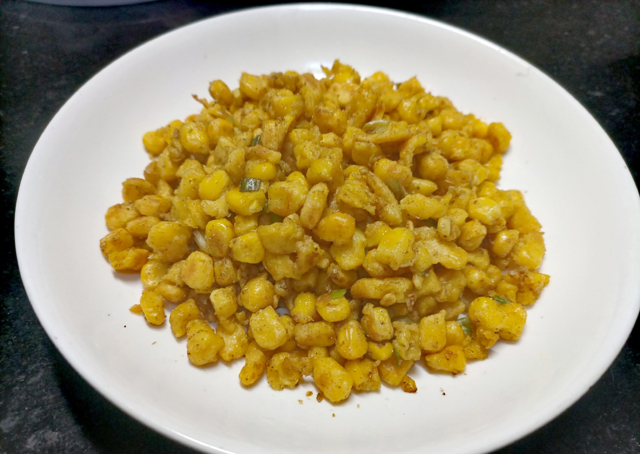 孩子抢着吃的椒盐玉米粒