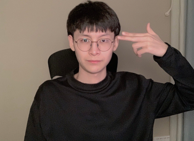 北慕耻辱史又被重提因1张照片被网暴1年难怪变口罩少年