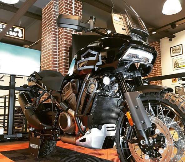 哈雷首款拉力摩托panamerica实车到店公开接受预定