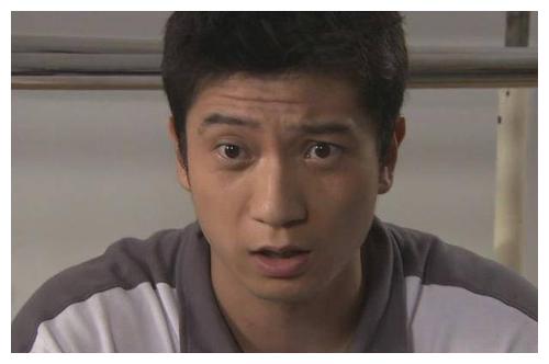 难怪田雨会让汤唯心动,你看年轻时候的他有多帅?__财经头条