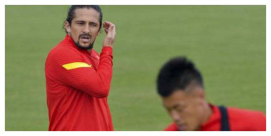 洛国富主动向金敬道道歉,赢得鲁能球迷认可,直言其人品没得说休闲区蓝鸢梦想 - Www.slyday.coM 洛国富主动向金敬道道歉,赢得鲁能球迷认可,直言其人品没得说休闲区蓝鸢梦想 - Www.slyday.coM