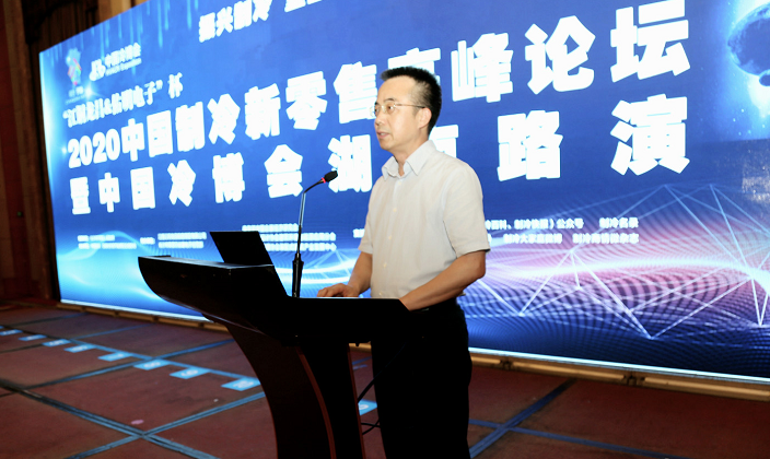 董事长李义强,江铜加工事业部副总经理钟卫民,湖南南方董事长李晓辉