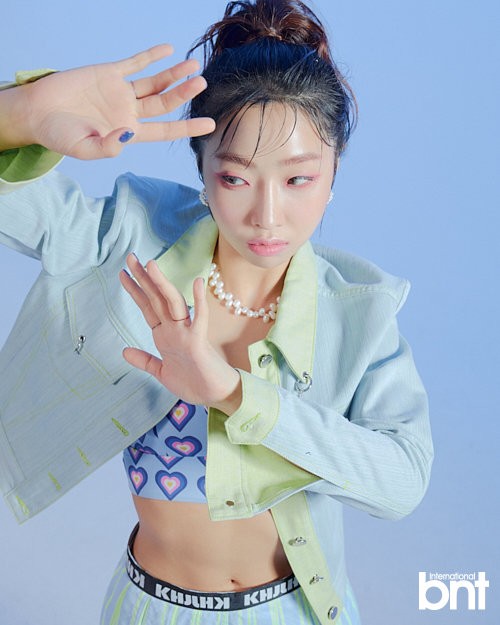 2ne1原成员孔敏智最新杂志写真曝光