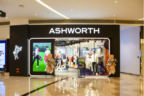线下,ashworth雅狮威积极布局零售网络,在大陆及港澳台地区拥有超过50