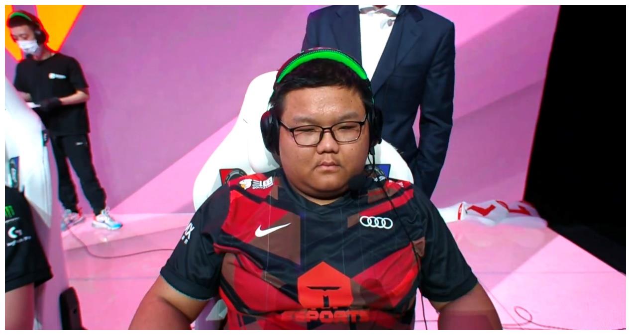 LPL选手“被迫退役”引热议！TES晴天有危险，RNG则不会受影响休闲区蓝鸢梦想 - Www.slyday.coM