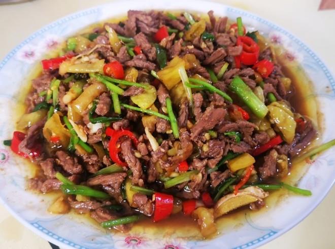 野山椒炒牛肉香辣滑嫩好下饭光盘行动