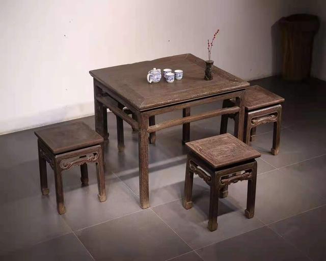 这桌上的规矩你知道吗?__财经头条