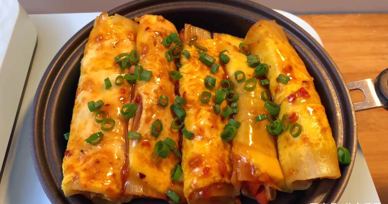 教你做一道街边小吃烤冷面,好吃美味又鲜香,喜欢的宝贝收藏!