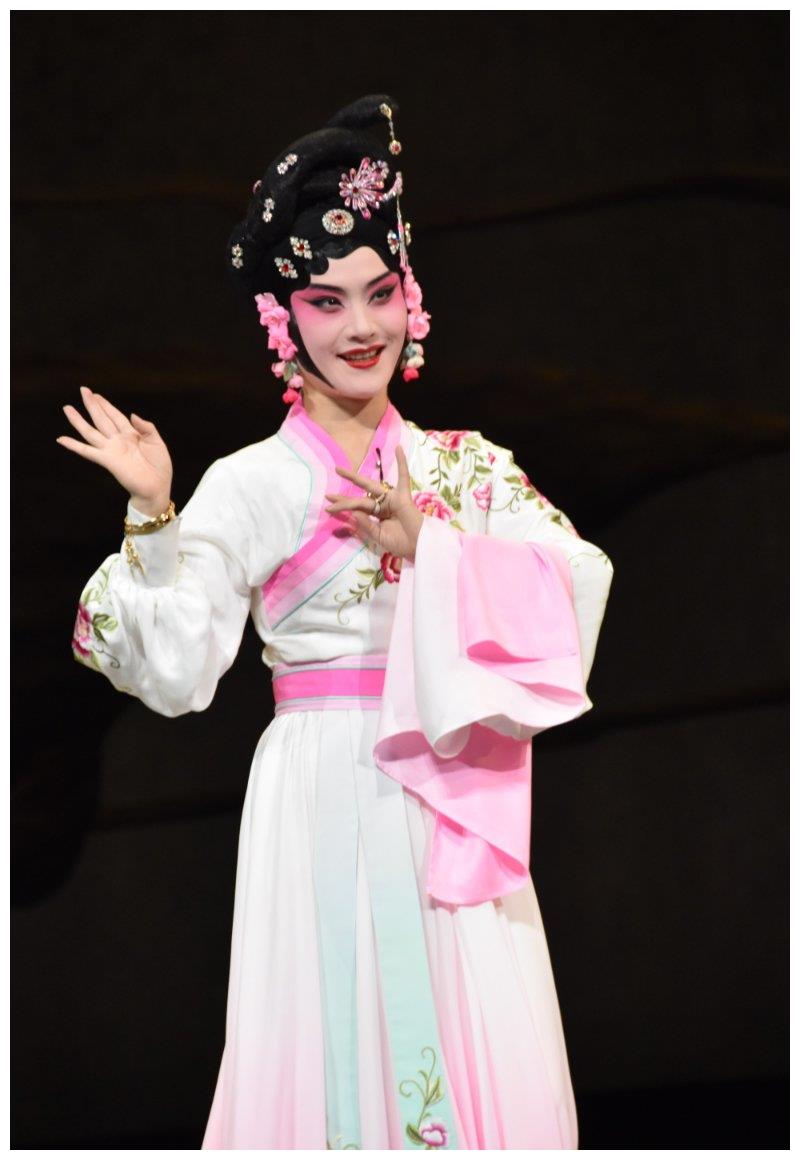 柳子戏老青天一部久违的妙趣横生的喜剧力作