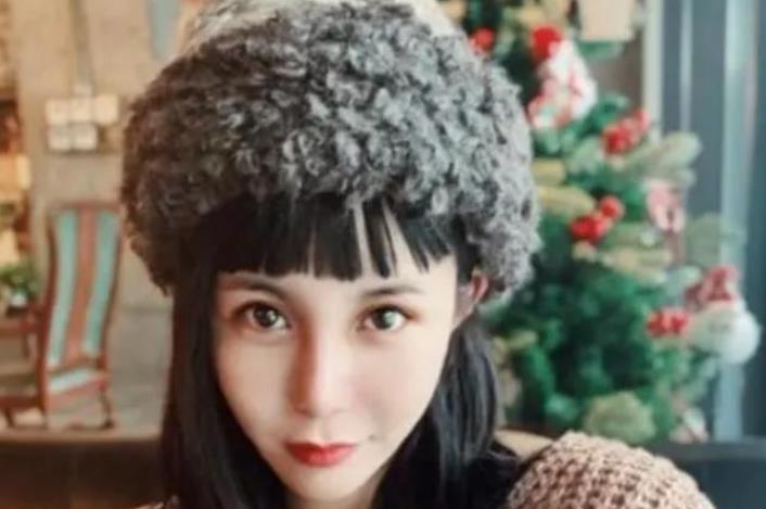 那个“宁愿坐在宝马里哭”的女孩马诺,如今已32岁,现状如何?__财经头条