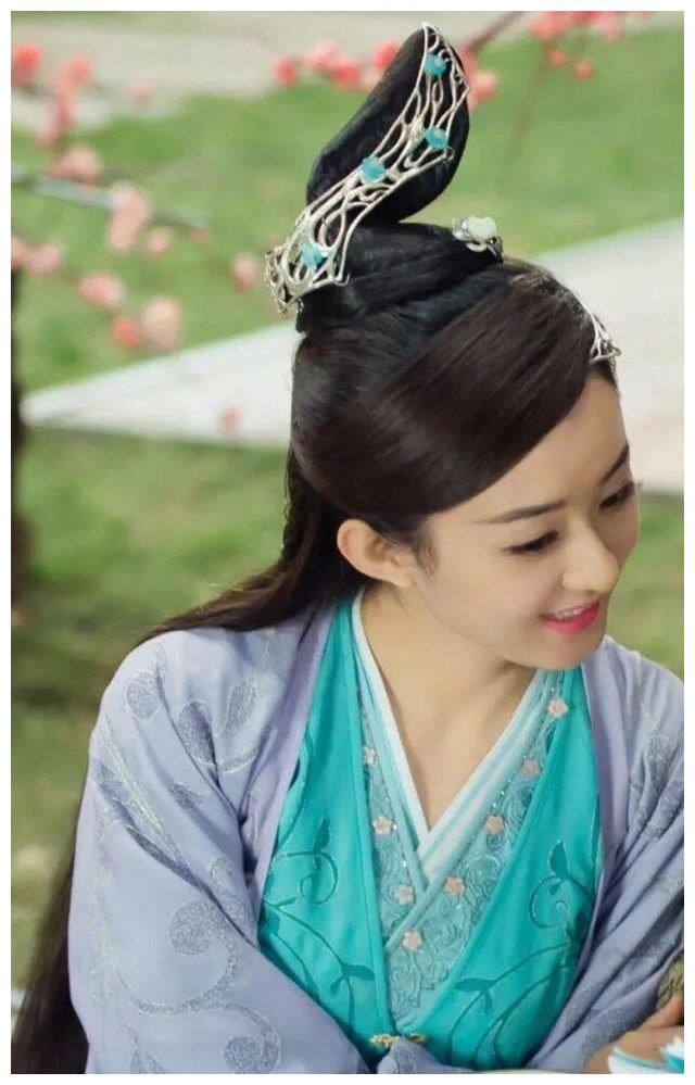 8位高发髻古装美女,娜扎赵丽颖不相上下,明月心让人眼前一亮