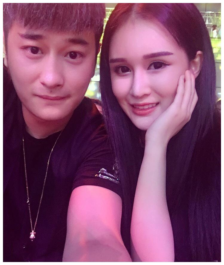 赵本山儿子疑似宣布恋情,女方被揭开之后,来头不小|赵一涵|赵一楠|赵