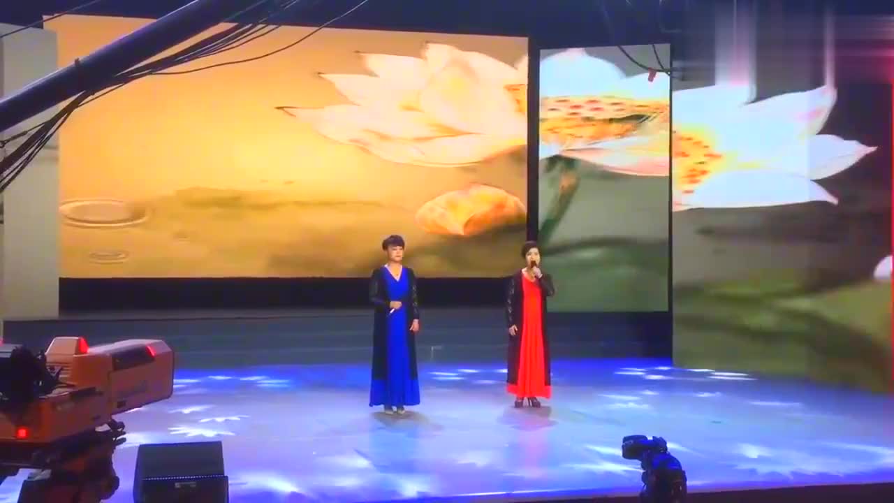 秦腔名家商芳会演唱《哭坟》选段,真的是超级的感人