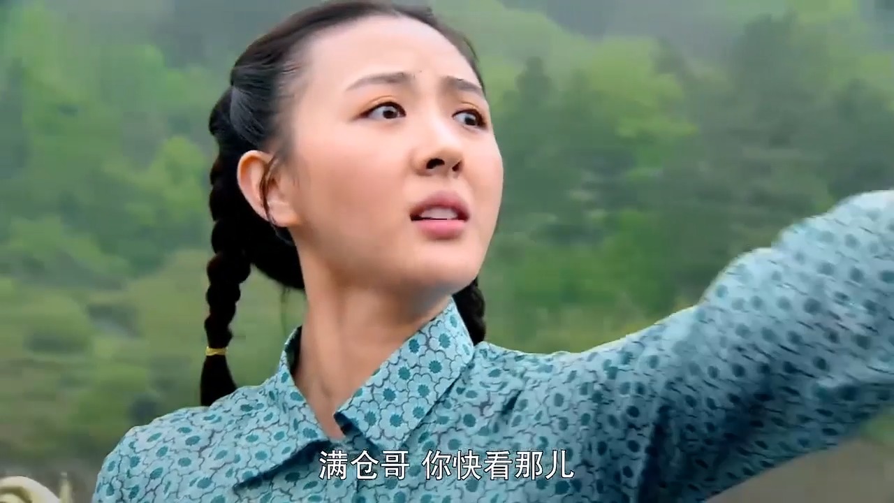 满仓进城:满仓得了第一名正高兴呢,谁知湖中有人欲跳水轻生!