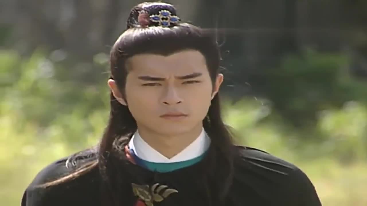 丁鹏被任天行要挟,大战剑神谢晓峰,一代剑神死于圆月弯刀之下!