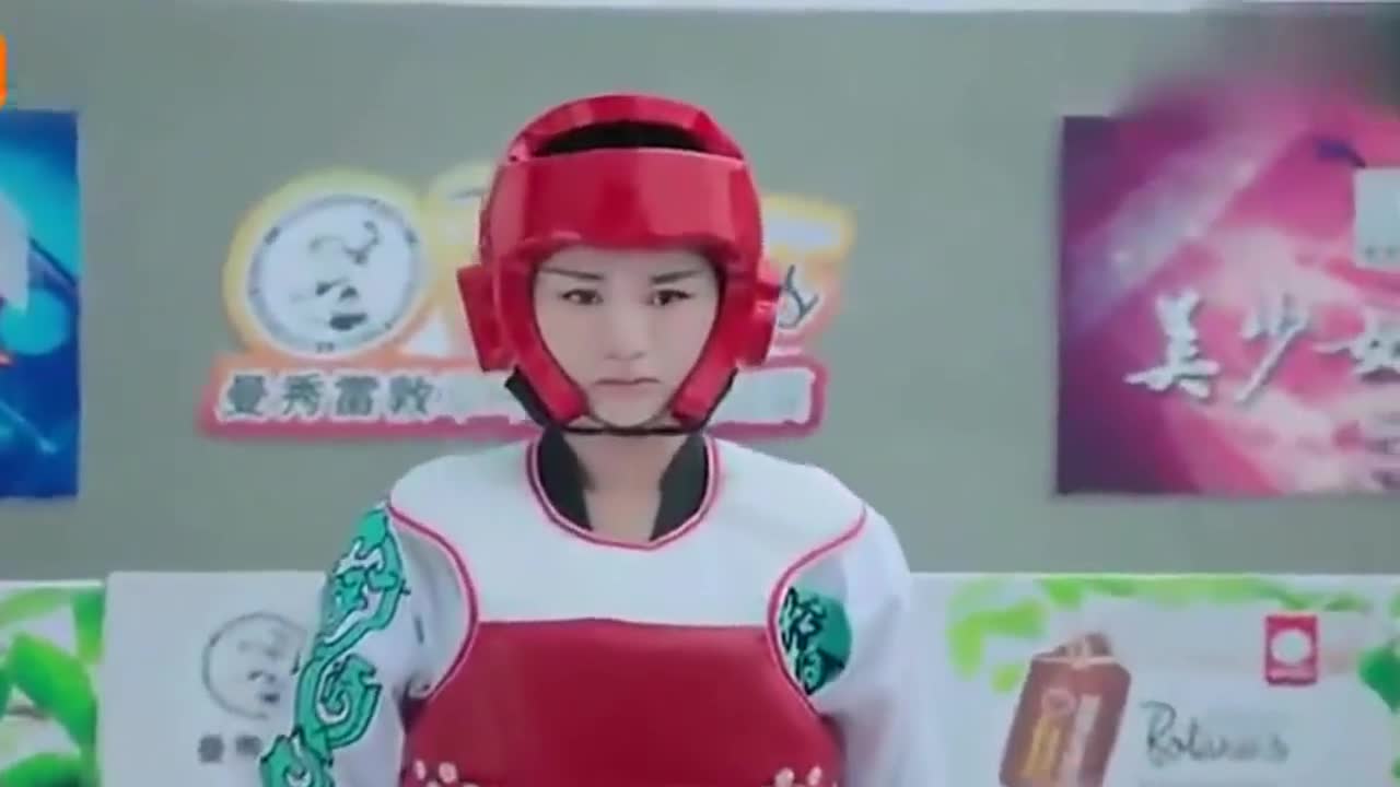 面对加藤小百合的樱花雨 百草第一个破解 并且用旋风三连踢ko 面对加藤小百合的樱花雨 百草第一个破解 并且用旋风三连踢ko