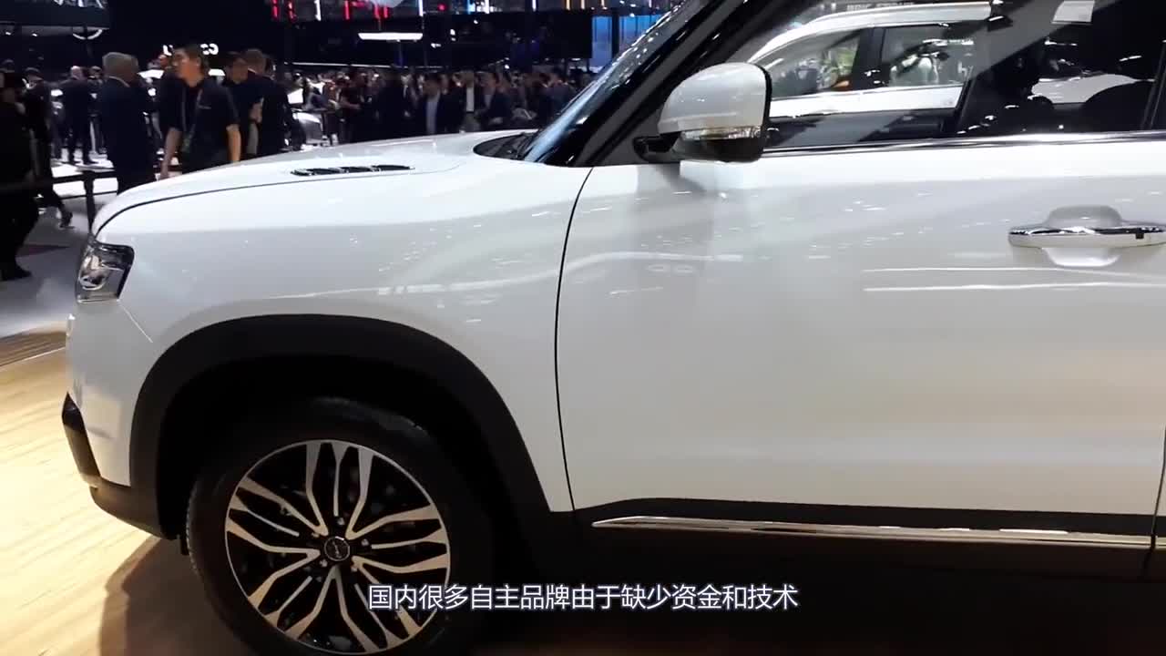 视频：昌河Q7酷似路虎揽胜,运动感极强,内饰沉稳大气,配1.5T发动机