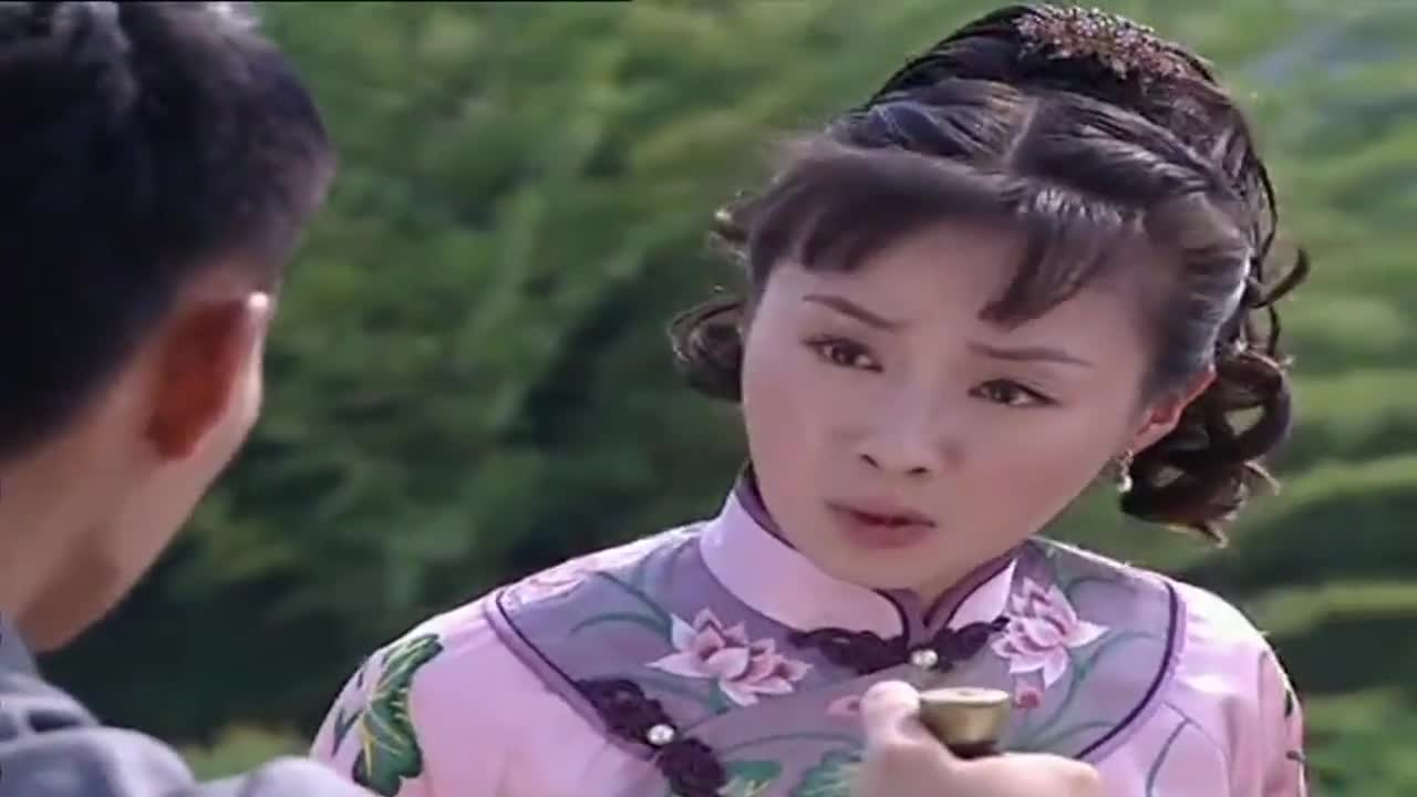 谁知女人心:心机女成心悔过为救振嘉,掉入悬崖!