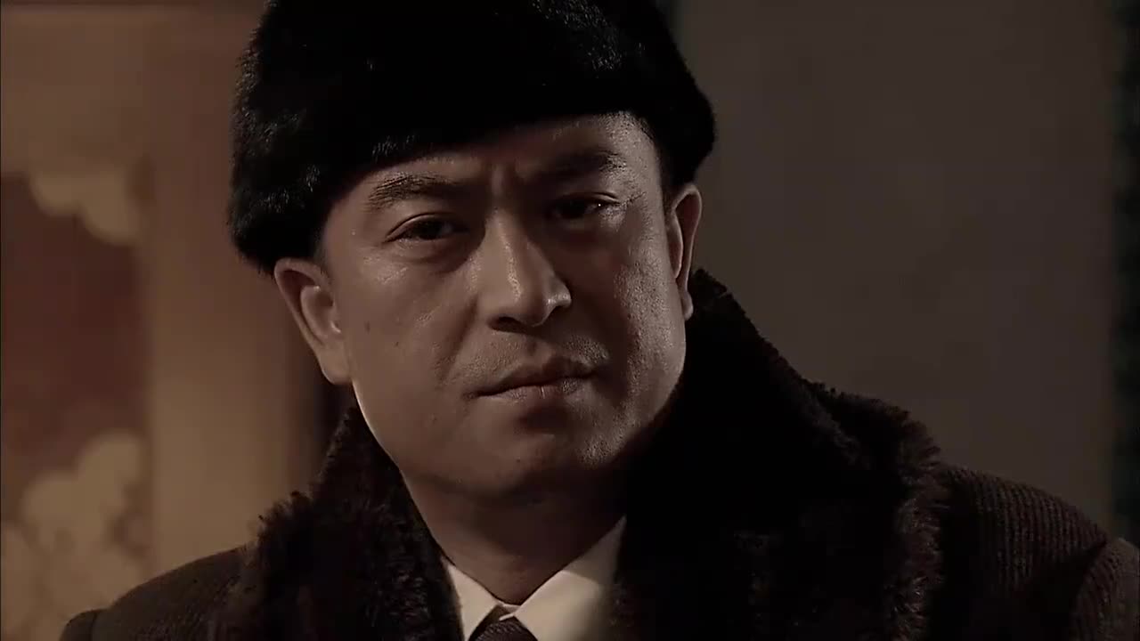 悬崖:老板看着周乙把人带走却不敢阻拦,反而把手下打了一番