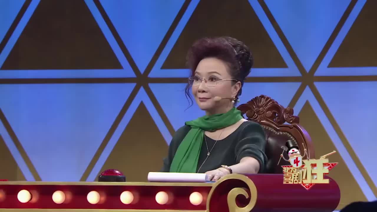 缇娜上演单口相声《"娜"么说》笑淡长辈为其起名趣事!