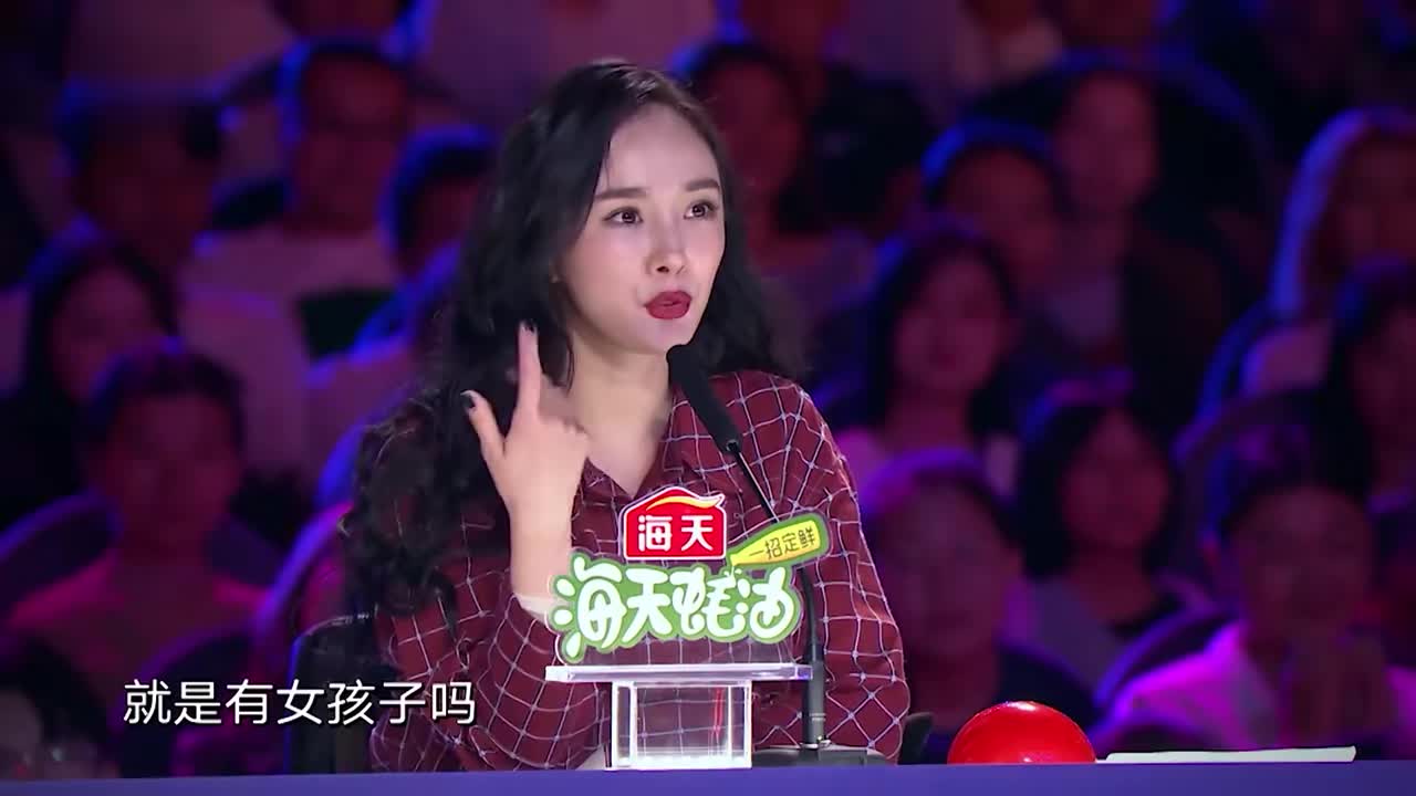 王源抢答妈妈安排相亲的问题的样子太可爱了…… 为您推荐: 综艺