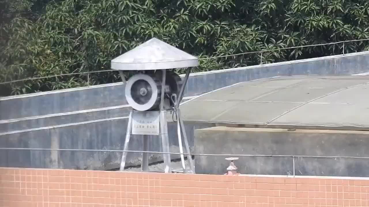 6,防空警报分为预警空袭预警和解除警报三种类型防空警报是城市防空