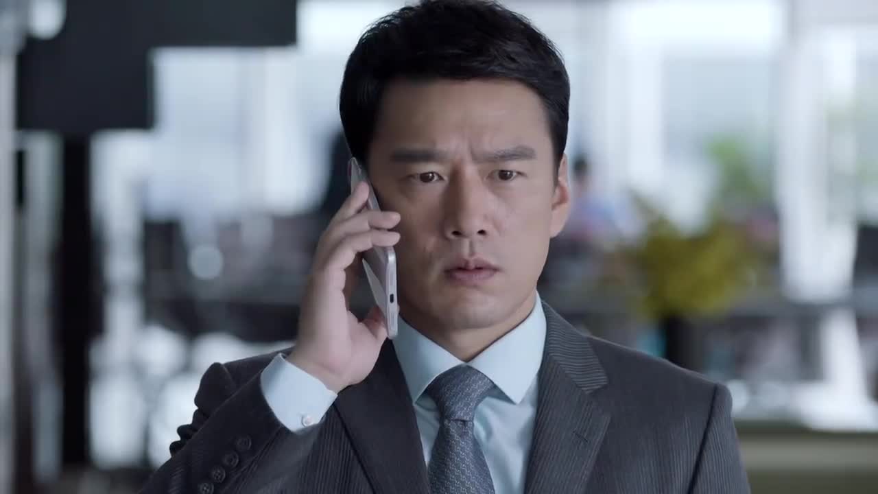 好先生陆远佳禾回国这小墨镜带的还真是霸气啊