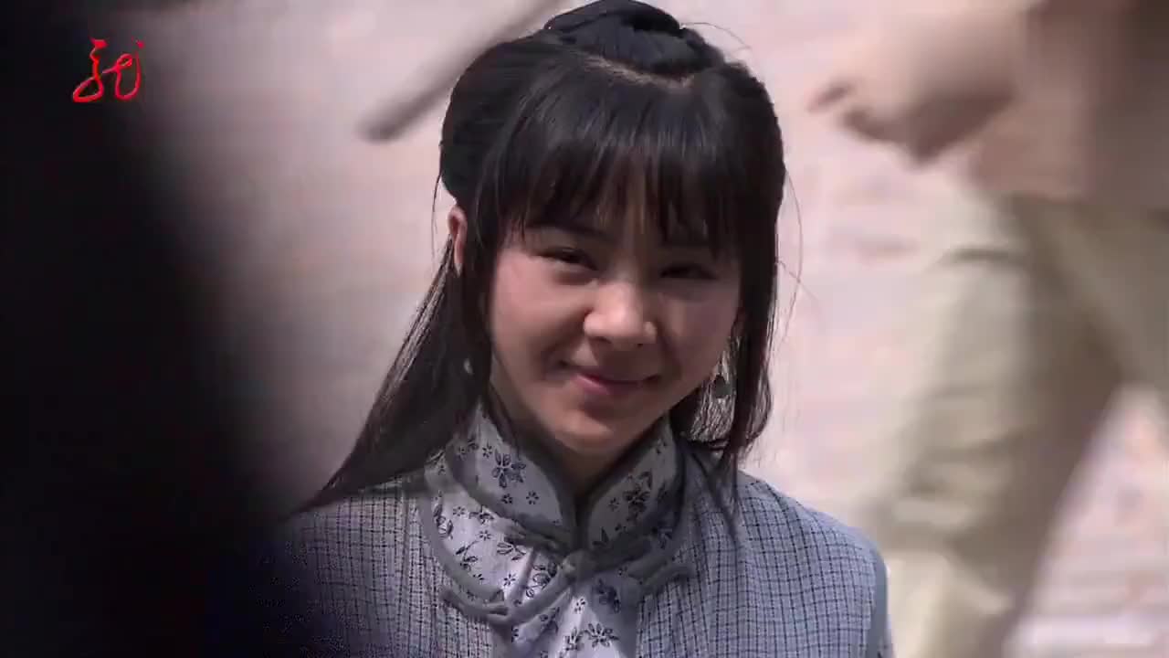 抗日奇侠三个小八路太可爱还没枪高呢竟敢拦抗日奇侠们