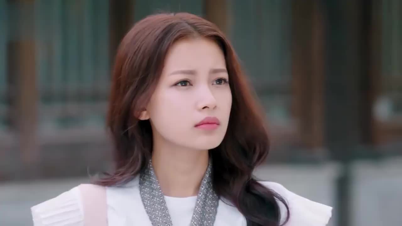 因为遇见你果果重新回到金缕阁眼前的一切都是那么熟悉