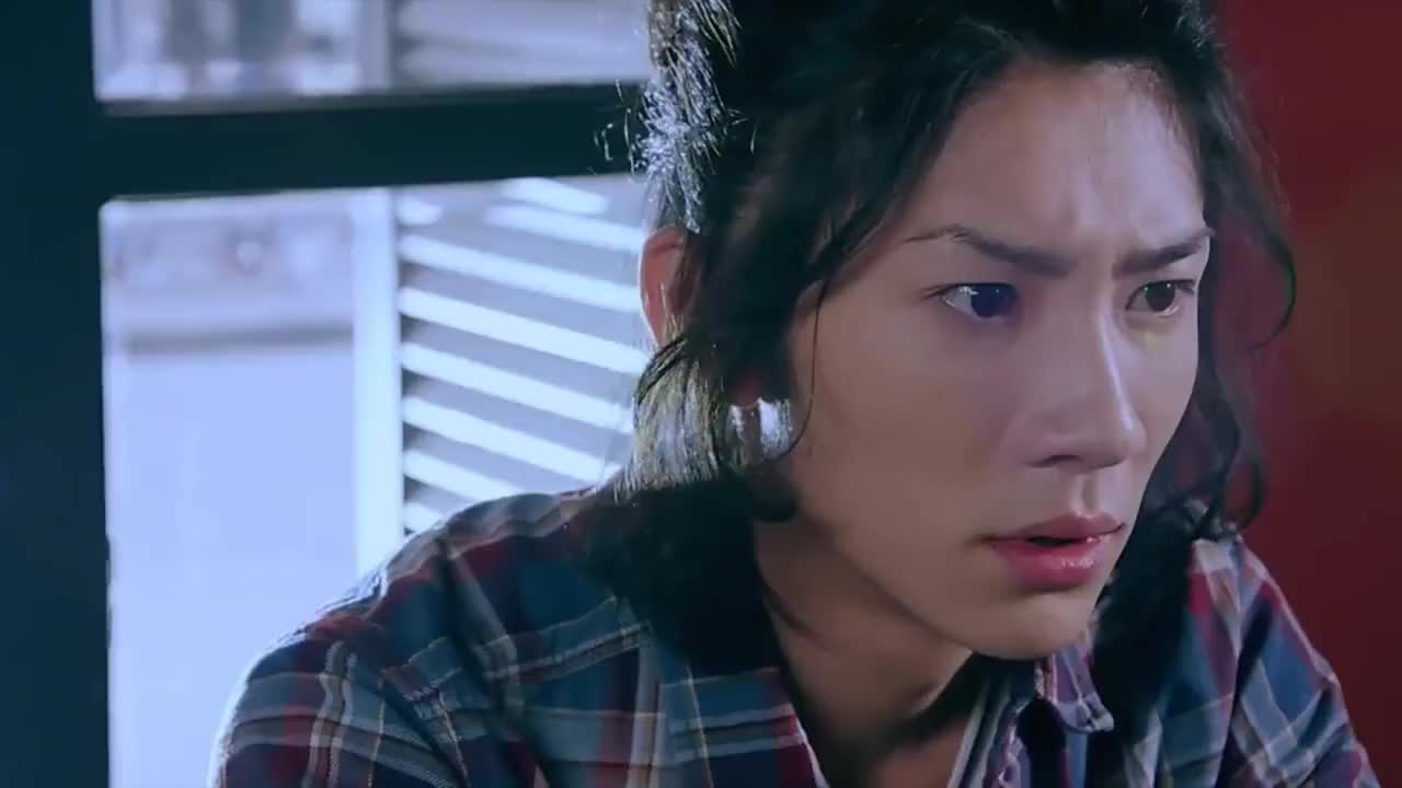 铠甲勇士铠传端木燕没有经历过挫败不可抑制的产生自大情绪