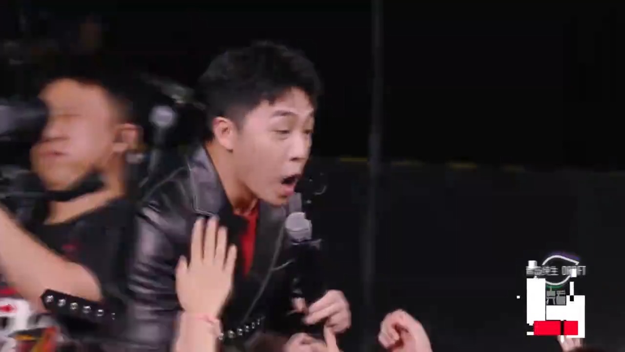 俞灏明回归0713演唱会，合唱《灌篮高手》主题曲，燃爆全场丨演唱