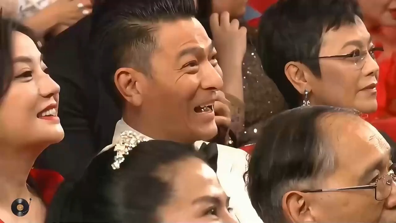 李殊《烟雨唱扬州》经典！悠扬旋律，承载青春回忆杀