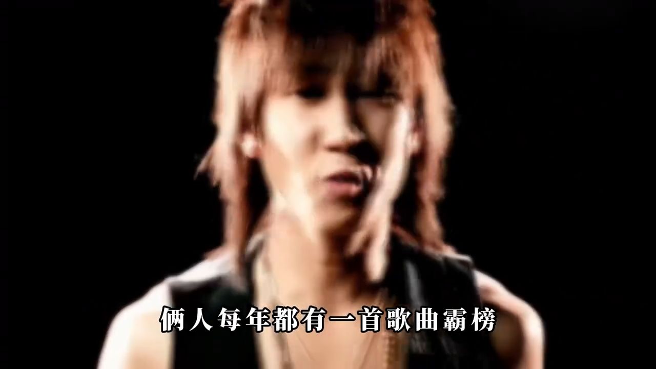 张杰、林俊杰居然同年成名，一年一首霸榜歌曲，谁的歌曲热度更高