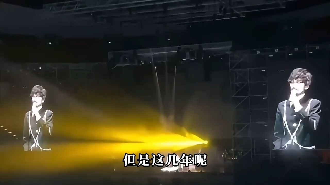 周传雄演唱会万人边哭边唱，果然经典的音乐永远听不够！