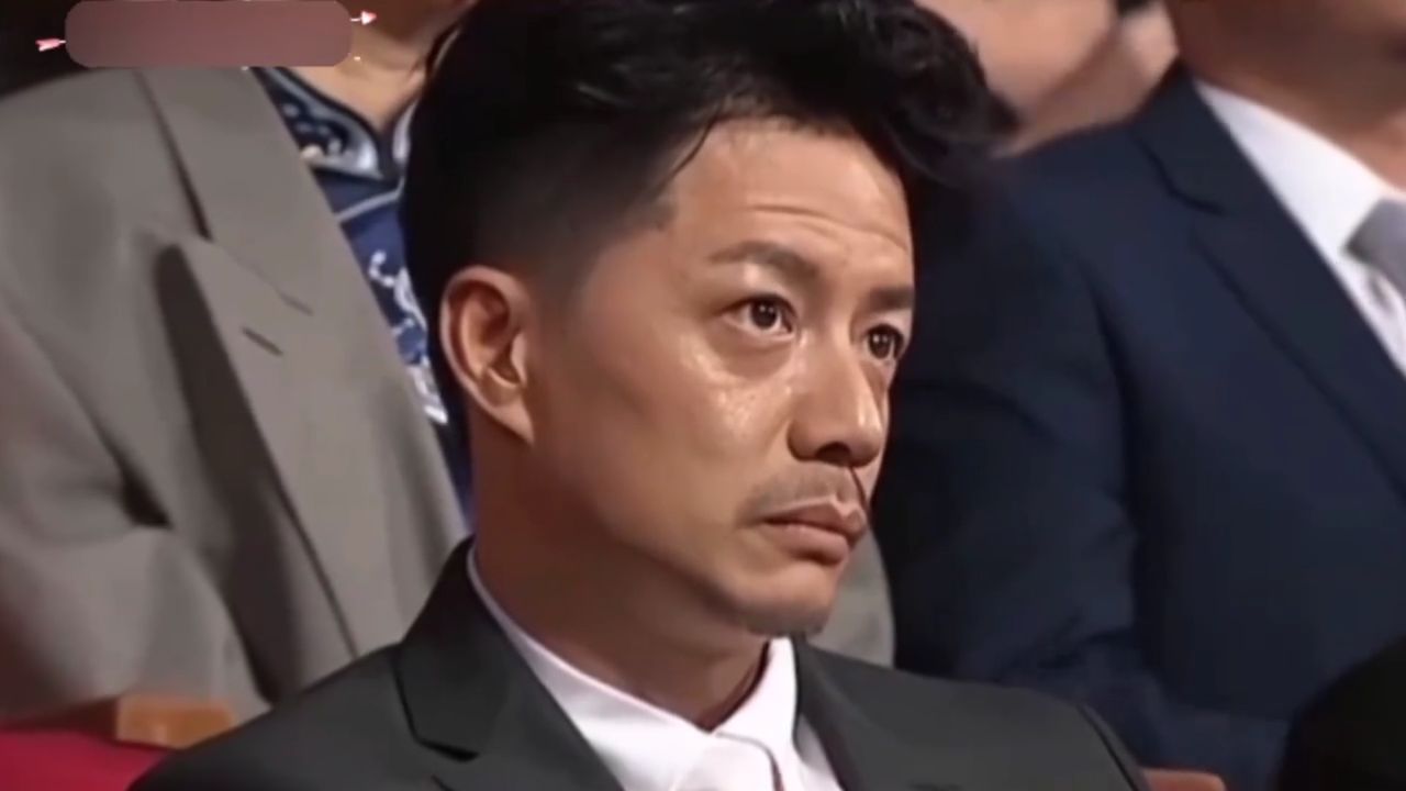 一曲毛阿敏的《篱笆墙的影子》满是岁月的痕迹