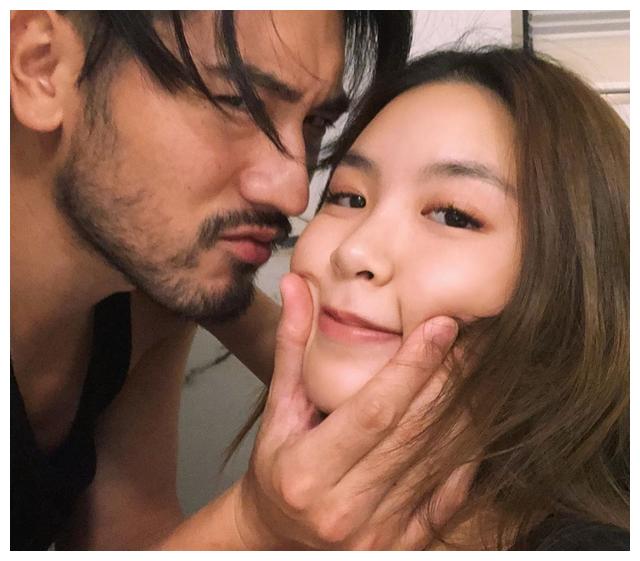 走不出来了?bella又晒与高以翔合照,被网友批蹭逝者热度