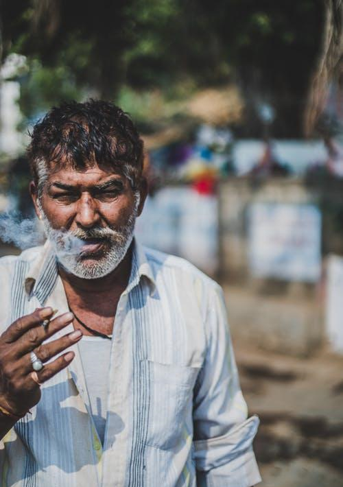 一个离婚女人的警示:嫁给一个自私,爱占便宜的男人是什么感受!休闲区蓝鸢梦想 - Www.slyday.coM 一个离婚女人的警示:嫁给一个自私,爱占便宜的男人是什么感受!休闲区蓝鸢梦想 - Www.slyday.coM