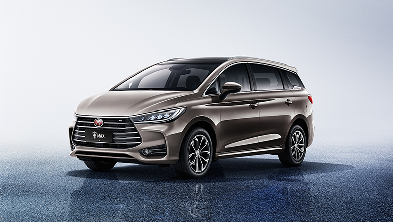 二胎家庭10万元就能拿下的“正经”MPV：RM-5/宋MAX二选一