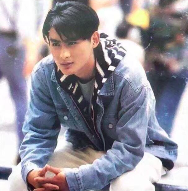 不过如今的景天一既然选择了去当演员,那么一定也是很有自信能够大火