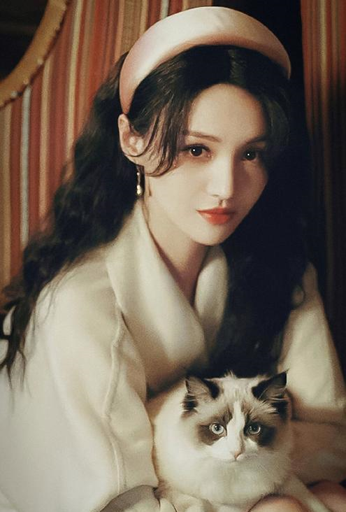 粉丝偶遇郑爽,求合影却忘记开美颜,差点没认出来她俩谁是女明星休闲区蓝鸢梦想 - Www.slyday.coM 粉丝偶遇郑爽,求合影却忘记开美颜,差点没认出来她俩谁是女明星休闲区蓝鸢梦想 - Www.slyday.coM