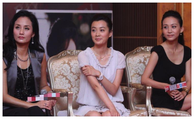 儿子是当红明星女儿是世界冠军今50多岁仍魅力依旧