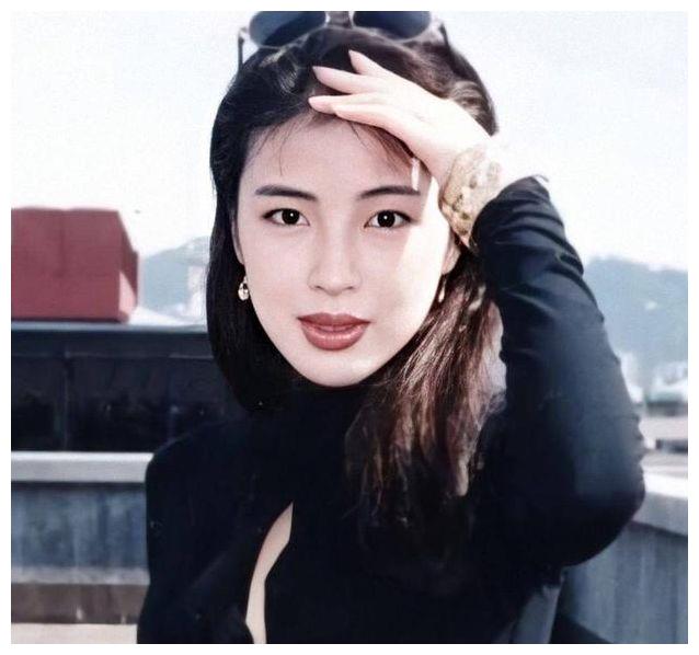 张学友老婆罗美薇旧照曝光温婉漂亮不输一代玉女周慧敏